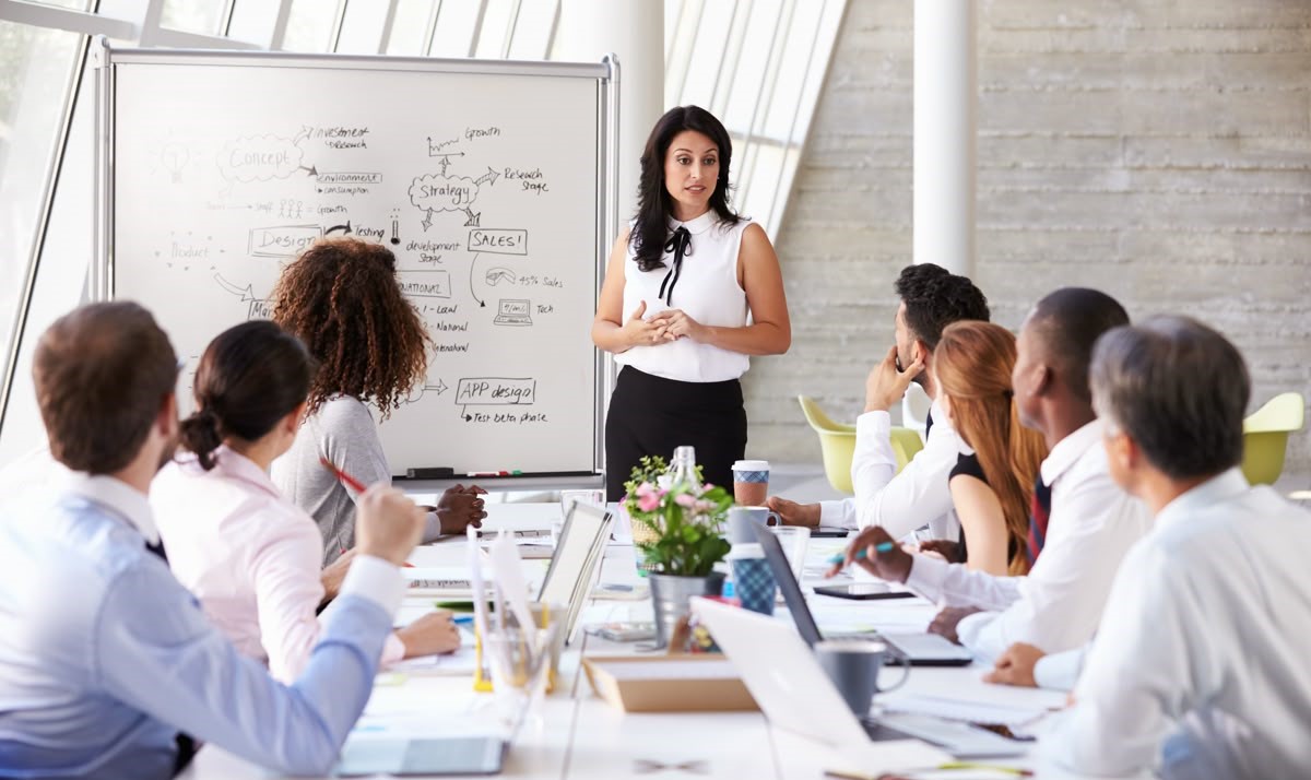 Trabajo de Suficiencia Profesional para Economía